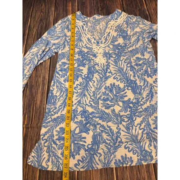 Lilly Pulitzer Kaia Tunic Top Womens M Blue Aqua Coral Cotton V-Neck Soutache - Picture 3 of 12